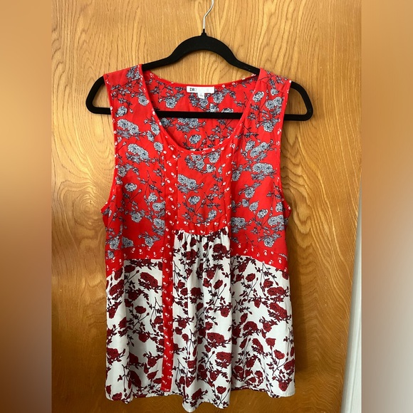 DR2 Tops - DR2 color blocked floral print sleeveless blouse L